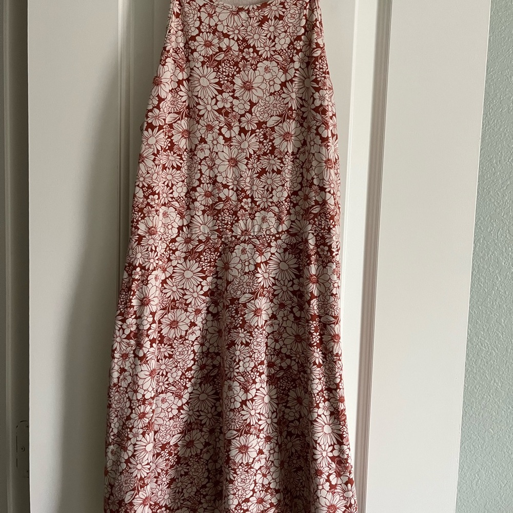 Forever 21 Dark orange/brown and white floral dress size Medium